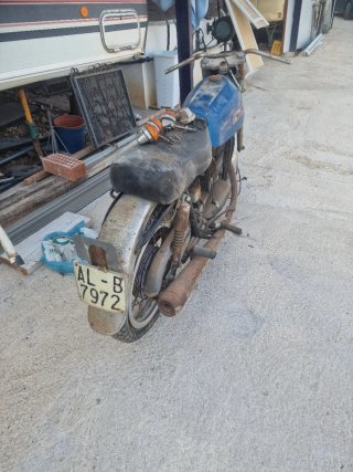Motocicleta Sanglas 400