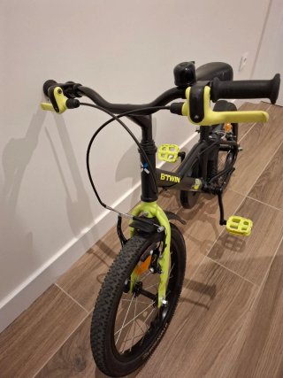 BICICLETA infantil BTWIN Dark Hero 500 16"