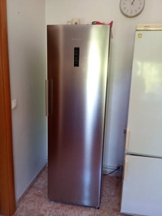 Frigorífico seminuevo con garantía.