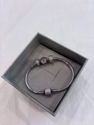 Pulsera Pandora con 3 Charms Plata y Rosa
