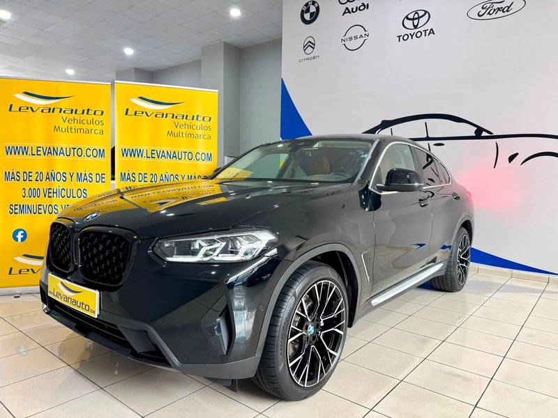 BMW X4 2023, foto 2