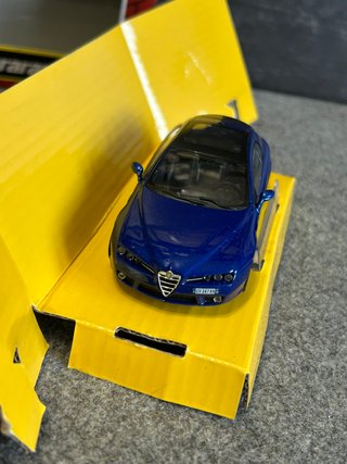 ALFA ROMEO BRERA scala 1/43 CARARAMA 3.2 V6 2blu