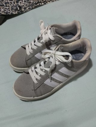 Tenis Adidas Gris