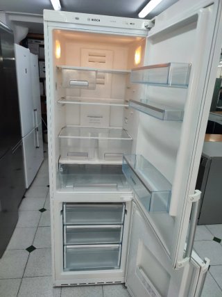 Nevera combi Bosch 185/60cm A+ con garantía envío