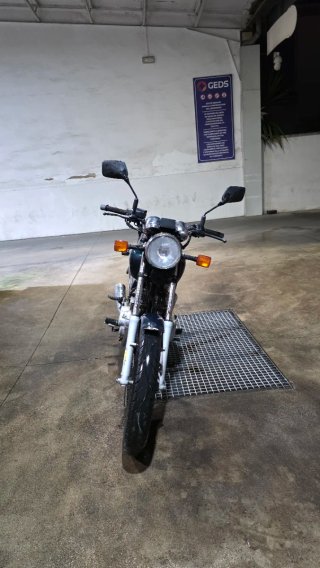 Honda CB250 verde