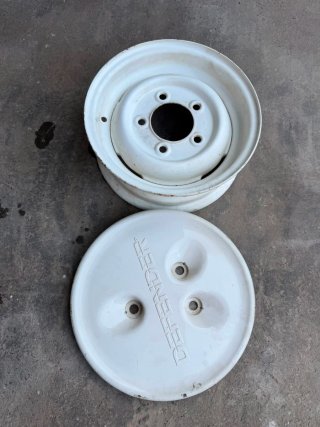 Llanta y Tapa Cubo Defender