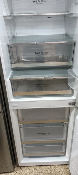 NEVERA L.G NO FROST ENERGÍA A+++ACERO INOXIDABLE