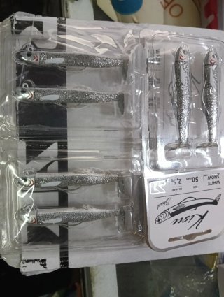 Lote 3 señuelos Kisu Shad 50mm 2.5gr
