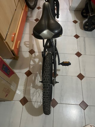Bicicleta BMX negra