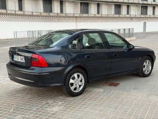 Opel Vectra 2002