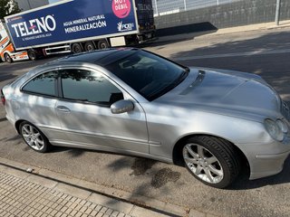Mercedes-Benz Clase C 2003
