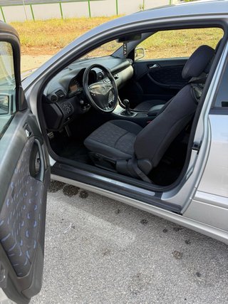 Mercedes-Benz Clase C 2003