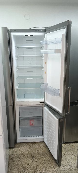NEVERA COMBI BOSCH NO FROST ENERGÍA A+