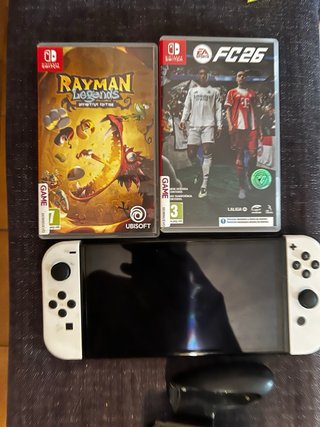 Nintendo Switch OLED + SD 64GB + Giochi