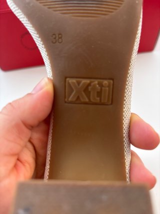 Sandalias doradas Xti talla 38