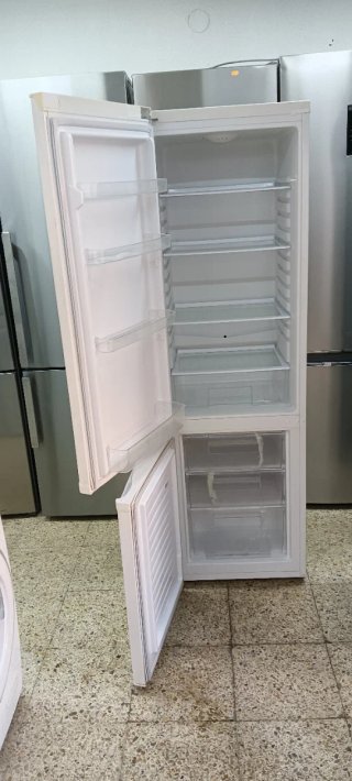 Nevera Combi Svan A+ 180X55 X55 cm