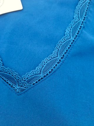Blusa T M/L con etiquetas. Medidas en descripción
