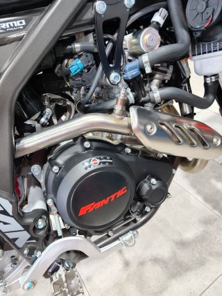 Fantic XEF 125 Black Phantom