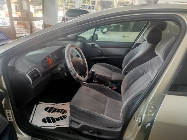 Peugeot 407 2005, foto 13