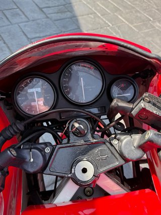 Cagiva Freccia C12 Roja y Blanca