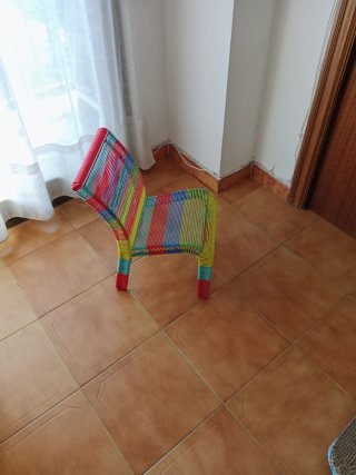 Silla infantil colorida