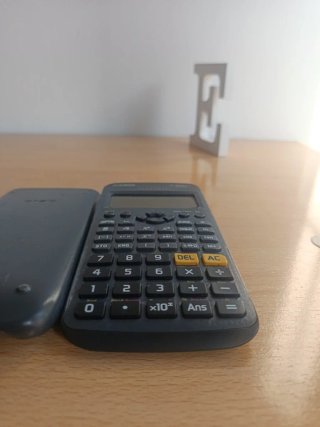 Calculadora Casio Classwiz fx-82SPXII Iberia