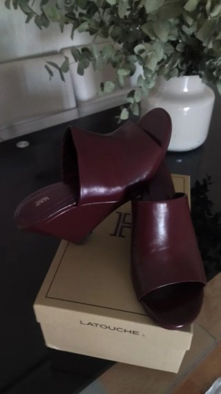 Sandalias Zara Piel . Sin estrenar