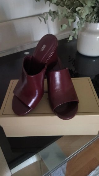 Sandalias Zara Piel . Sin estrenar