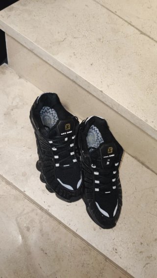 Nike Shox Nere