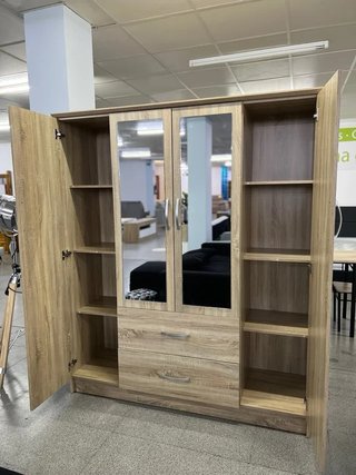 Armario Nuevo 4 Puertas con Espejo
