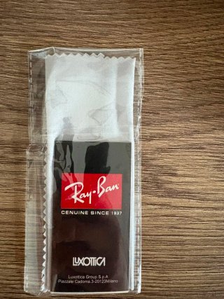 Occhiali da sole Ray-Ban Wayfarer neri