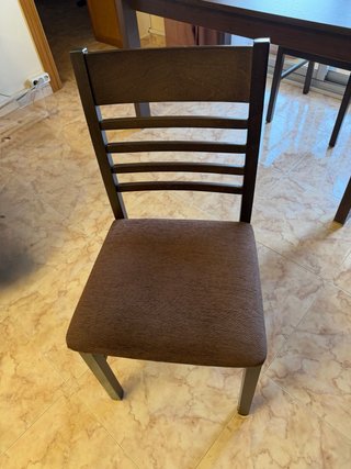 Mesa comedor extensible + 4 sillas madera