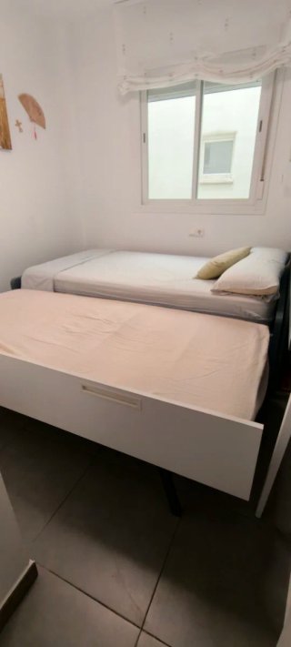 Cama nido con escritorio integrado