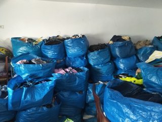 Borse sorpresa con abbigliamento per donna, uomo e bambino