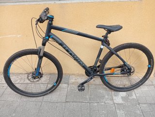 Bicicleta B'TWIN Negra y Azul
