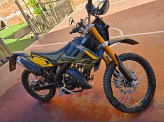 Rieju MRT PRO 50 Negra y Amarilla