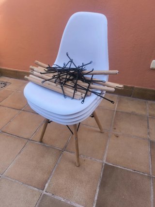 4 Sillas Estilo Nórdico Madera y Plástico