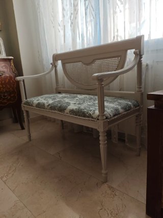 Banco Luis XVI restaurado