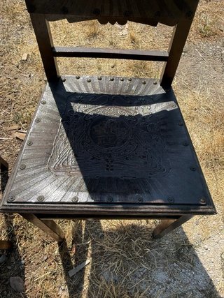 Sillas de madera tallada (2)