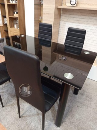 Mesa de cristal templado