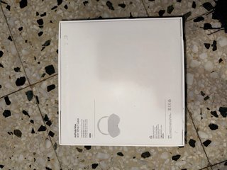Airpods Max Apple Grises y Blancos