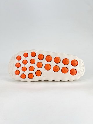 NIKE MIND 001