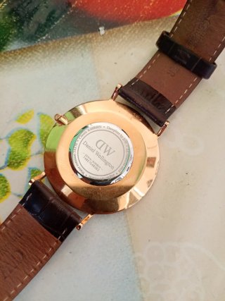 Orologio Daniel Wellington oro e marrone