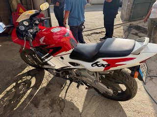CBR 600 F Roja y Blanca