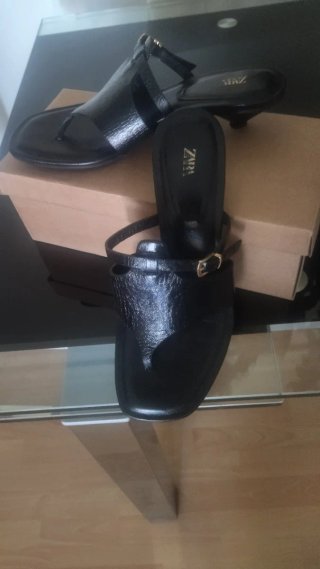 Sandalias Zara Piel Negras