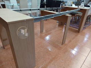 Mesa extensible multifuncional de madera