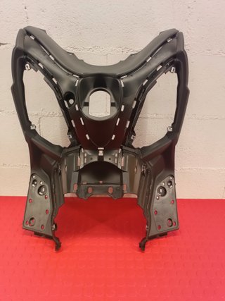Xmax 400 300 125 Yamaha 17-22 panel contraescudo