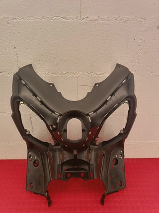 Xmax 400 300 125 Yamaha 17-22 panel contraescudo