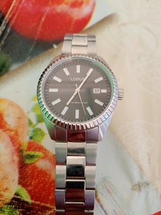 Orologio Lorus Uomo Nero Argento