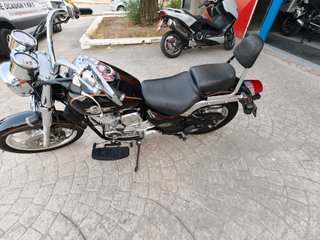 DAELIM Custom 125cc - 11.000 km